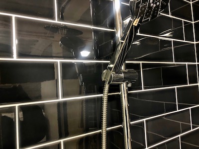 black Retro tiles