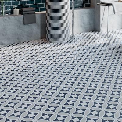 victorian black and white pattern